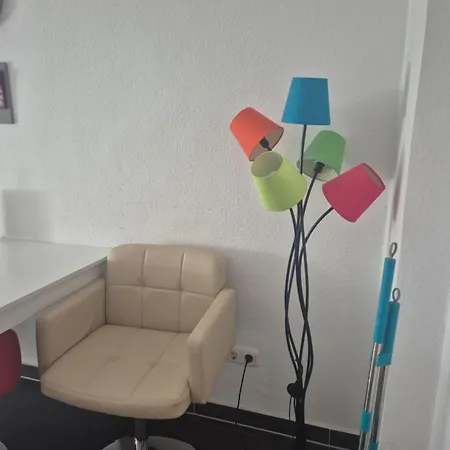 Puppenstube Mir 2 Anstatt 3 Nyaraló *